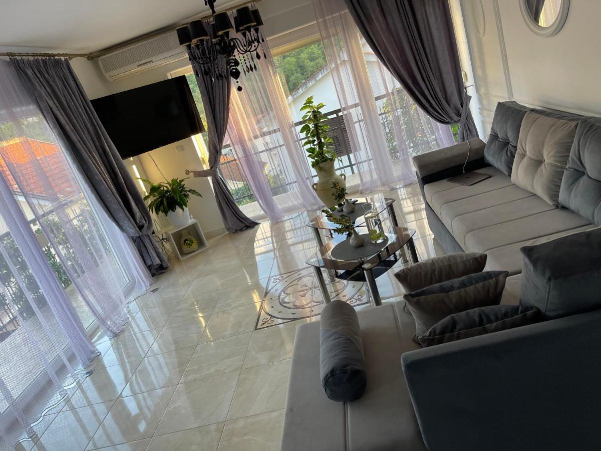 Apartmani Cirovic Luxury Herceg Novi Exterior foto